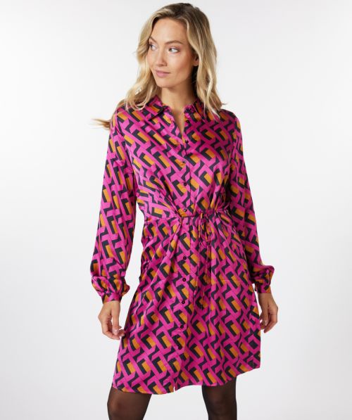 Dress overlap detail geo