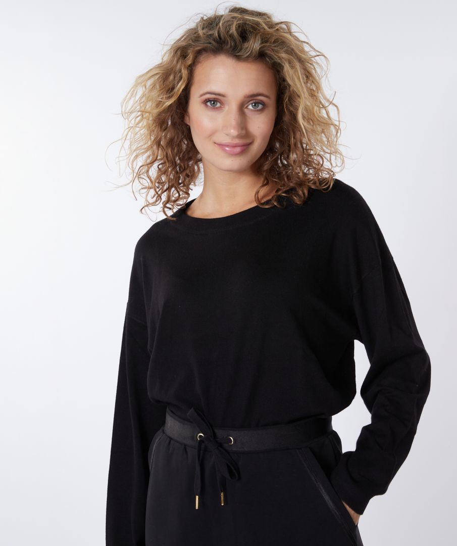 Sweater gathering modal