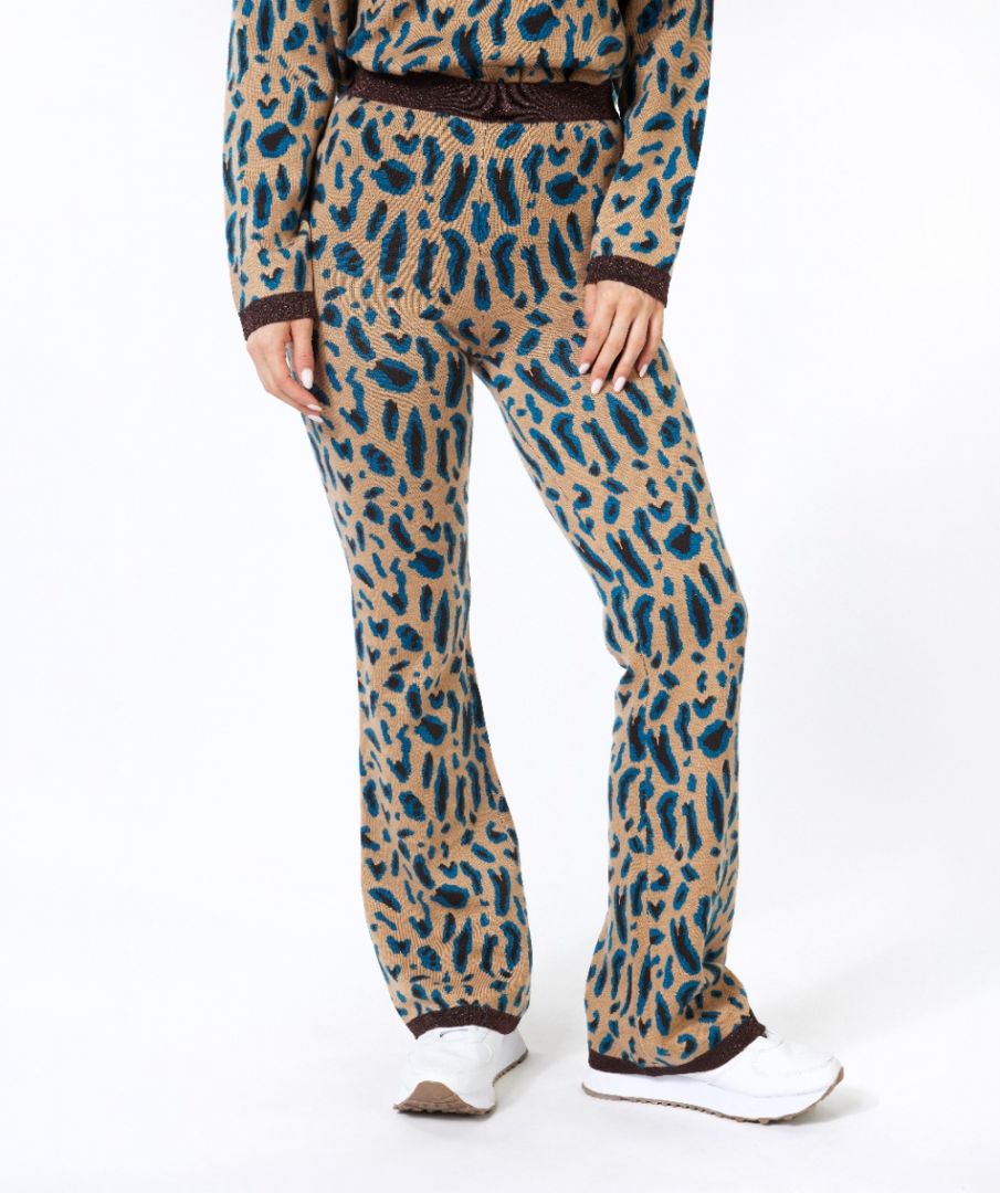 Trousers flair leopard jacquard