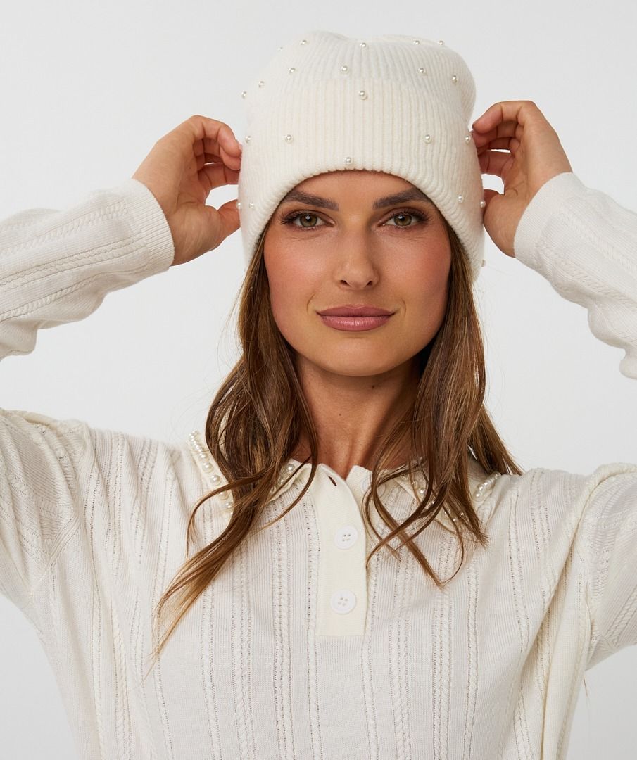 Beanie pearls