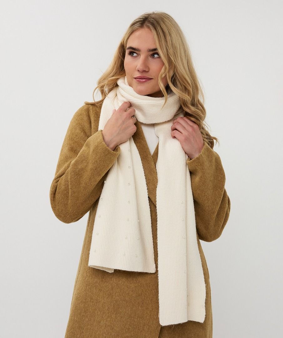 Scarf pearls
