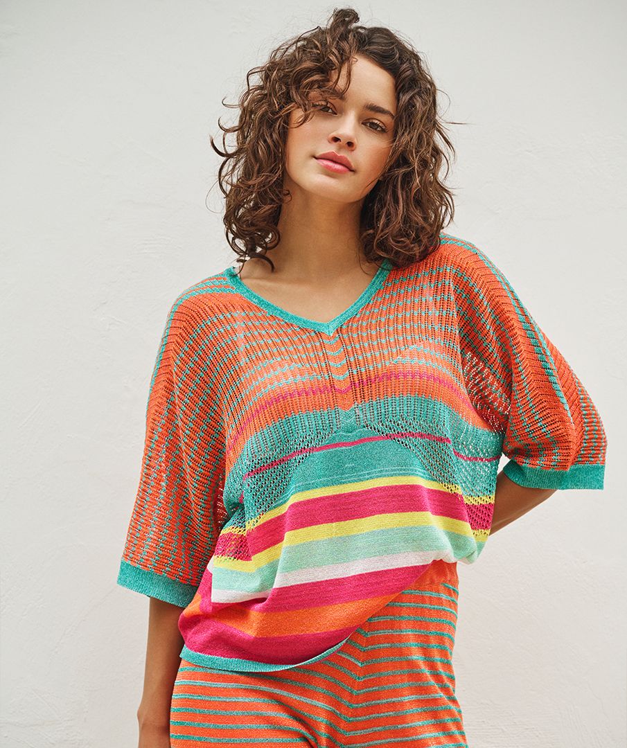 Top multicolor stripe