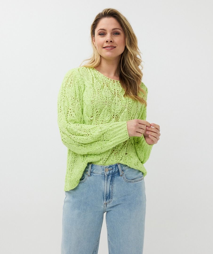 Sweater cable tape yarn