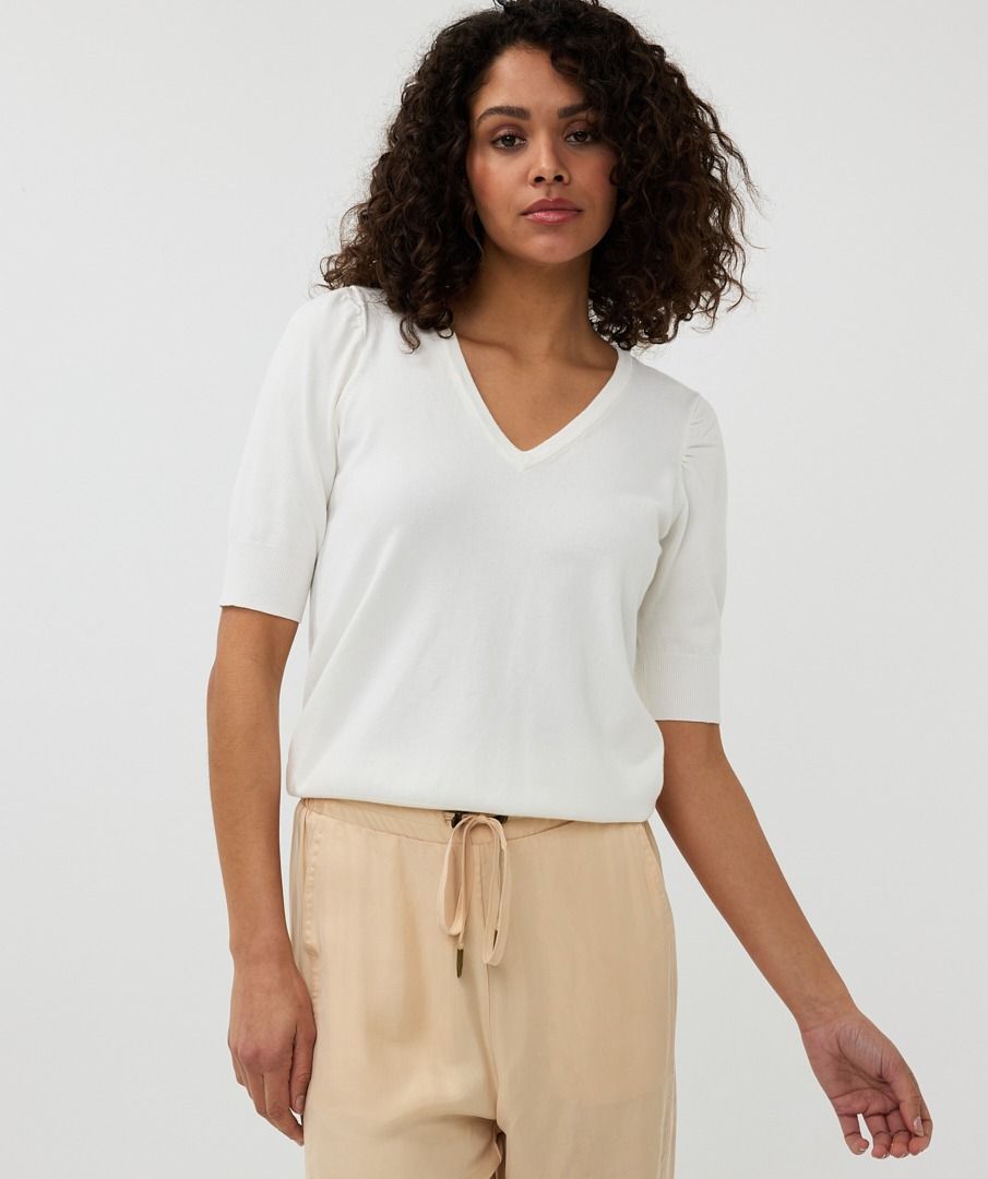 Sweater V/neck gathering knit