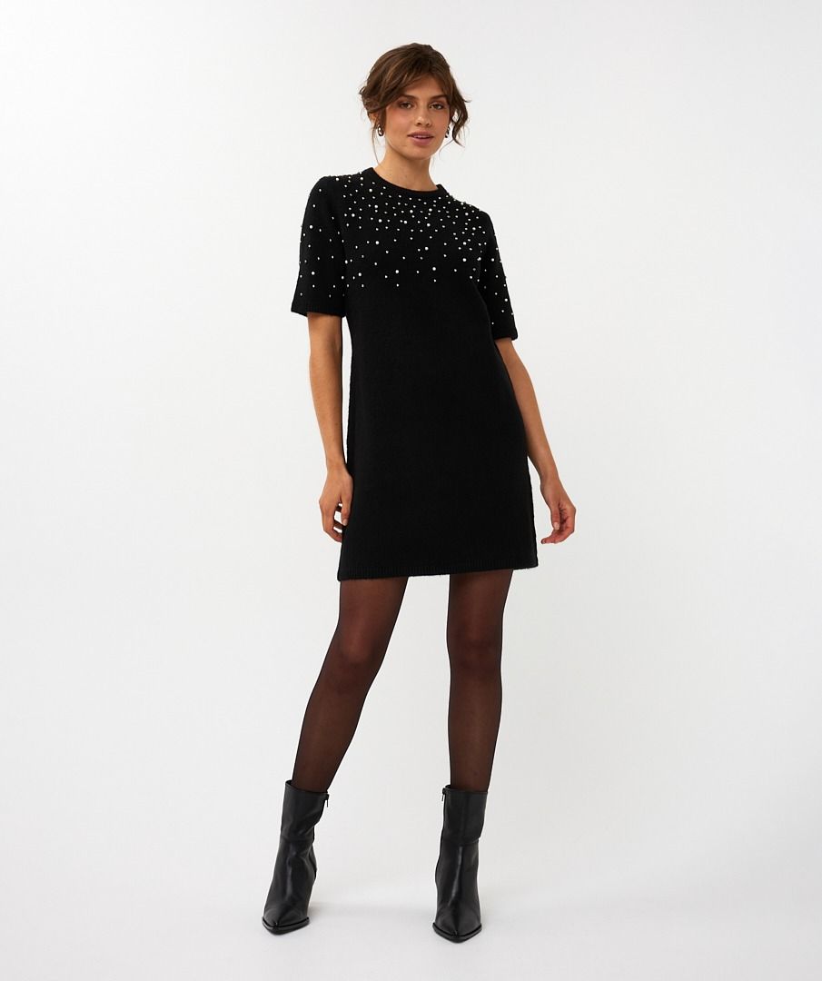 Dress pearls